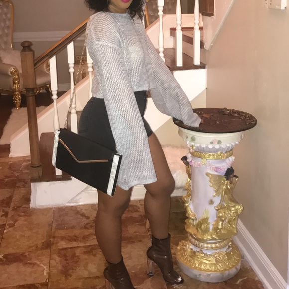 Grey loonngg sleeve cropped sweater - Picture 3 of 3